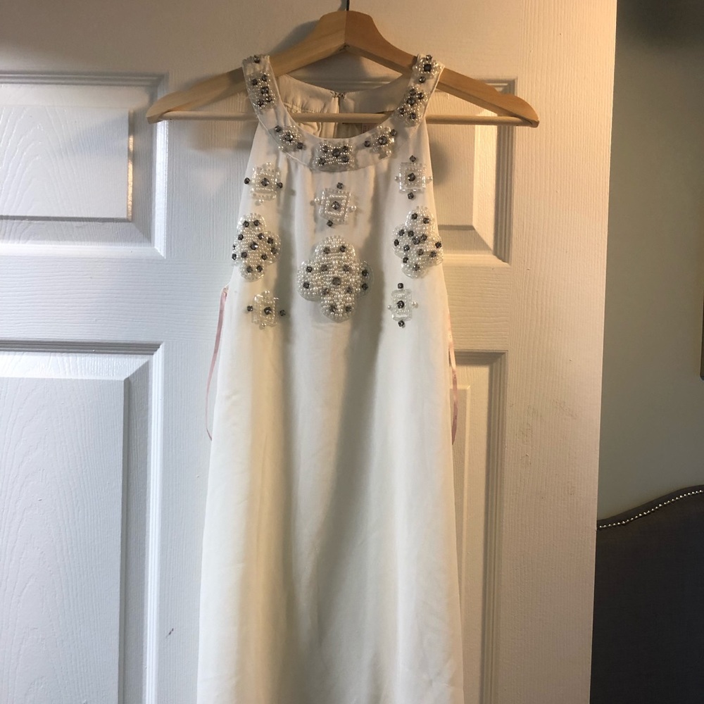 Gorgeous NWT white dress